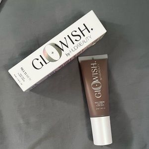 Huda beauty glowish skin tint